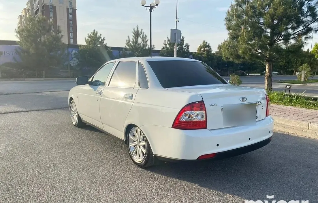 LADA Priora 2014