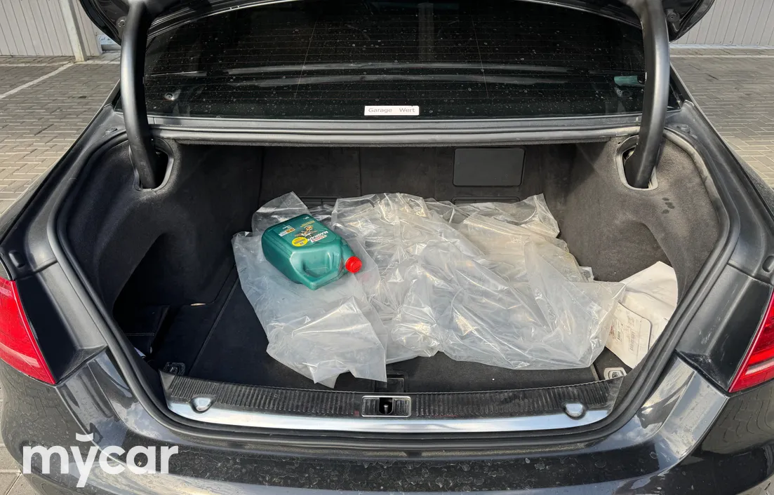 Audi A8 2011