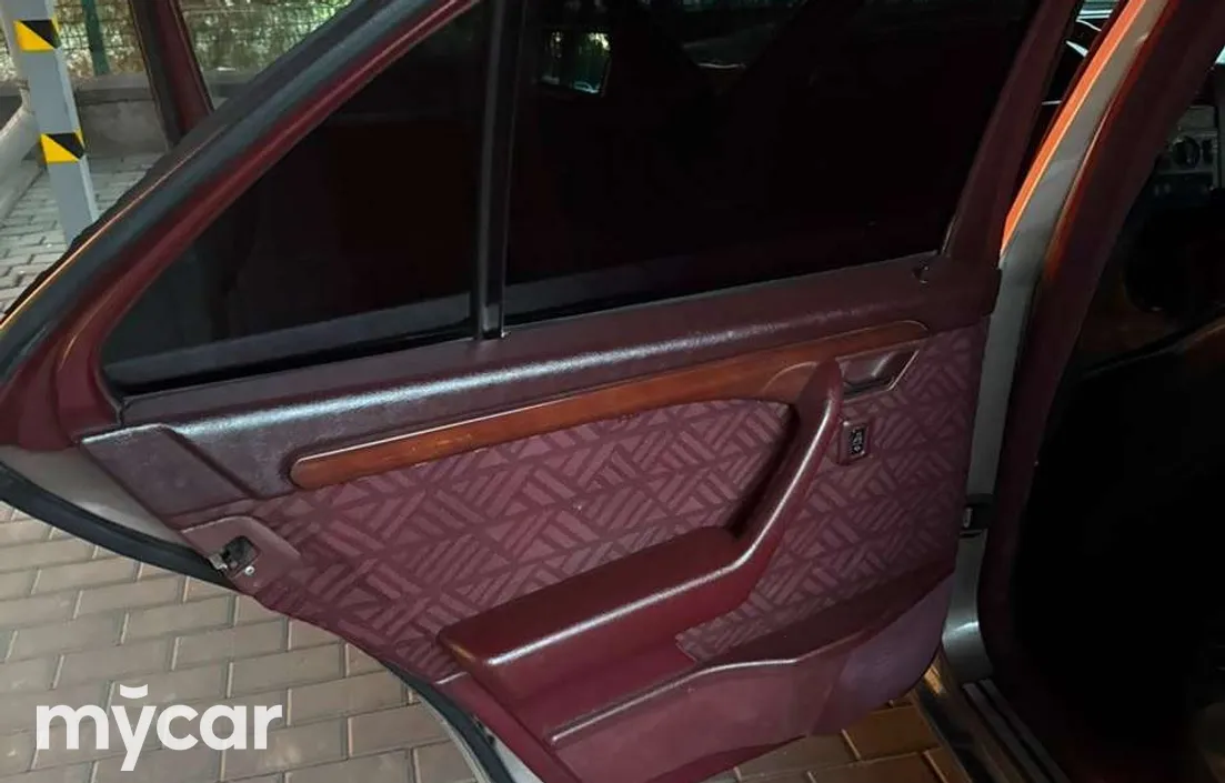 Mercedes-Benz C-Класс 1993