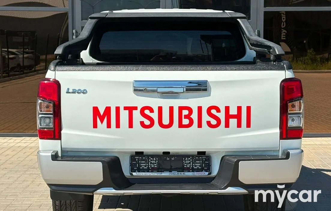 Mitsubishi L200 2023