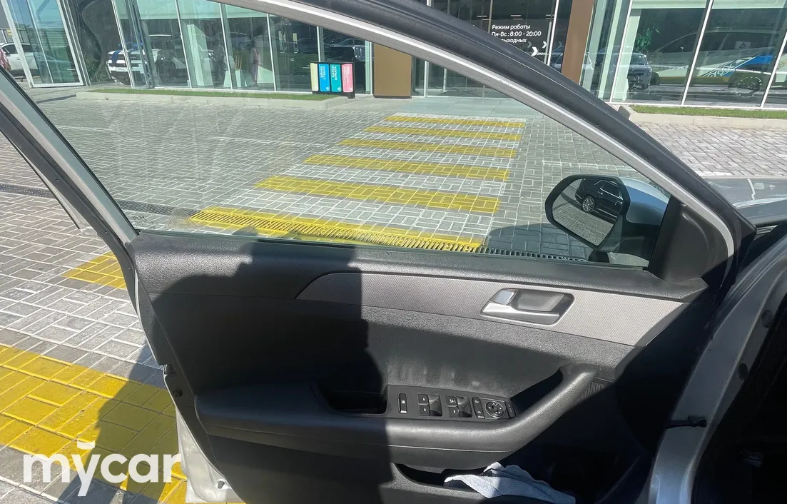Hyundai Sonata 2015