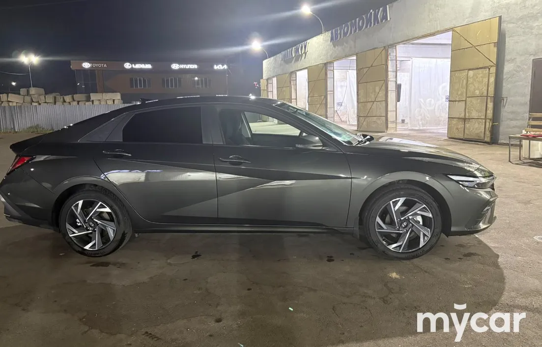 Hyundai Elantra 2026