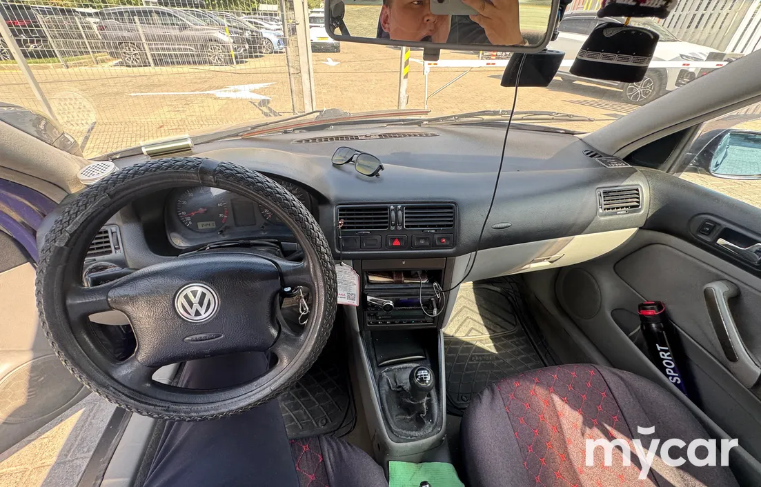 Volkswagen Bora 2000
