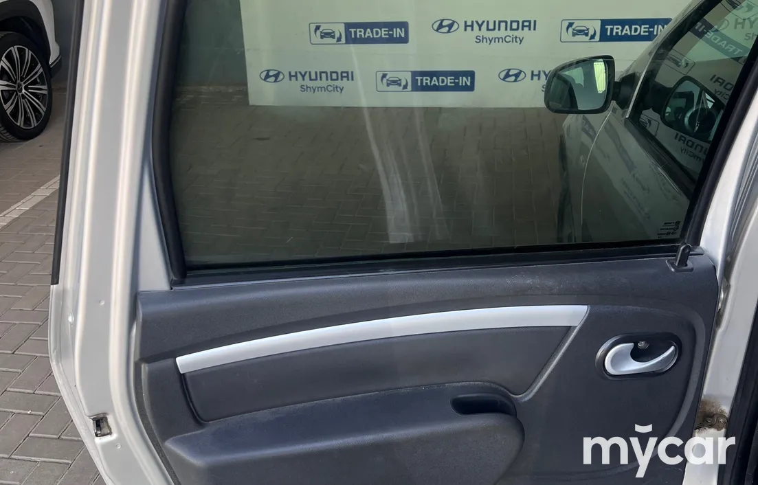 LADA Largus 2019
