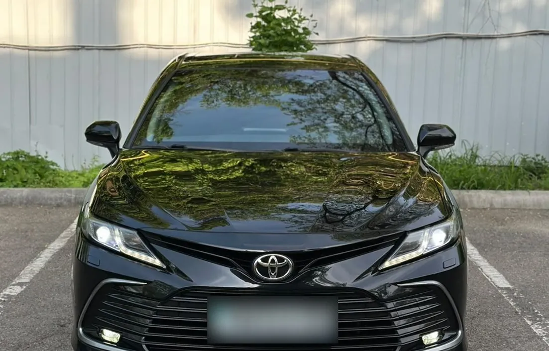Toyota Camry 2021