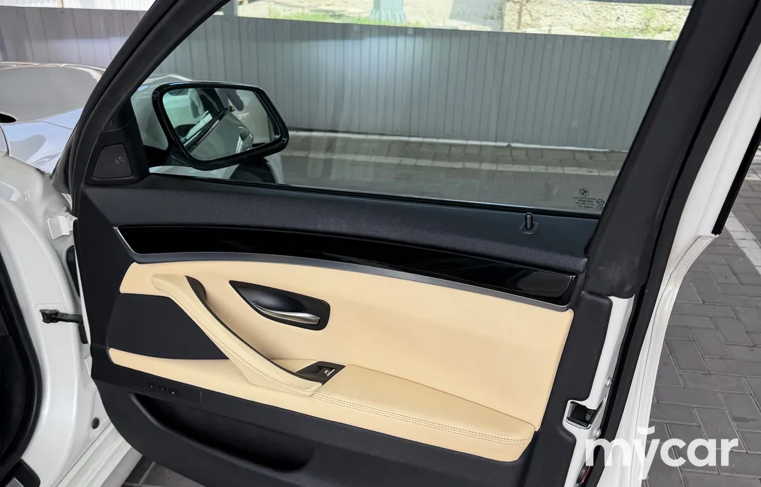 BMW 5 серия 2013