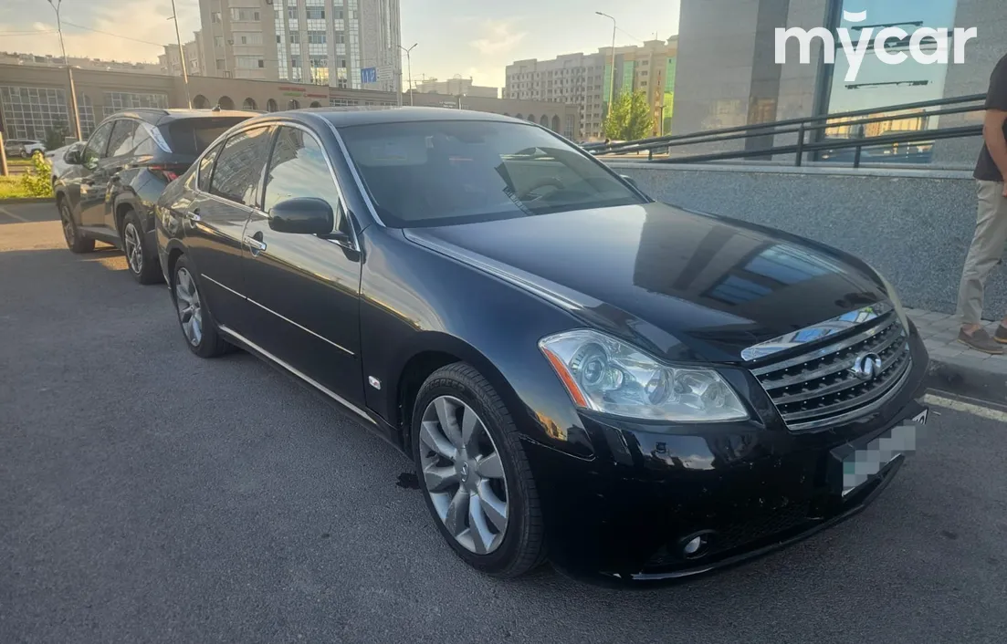 Infiniti M 2006