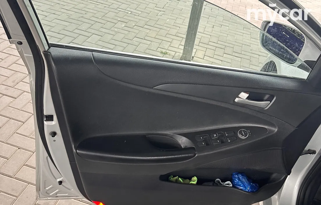 Hyundai Sonata 2009
