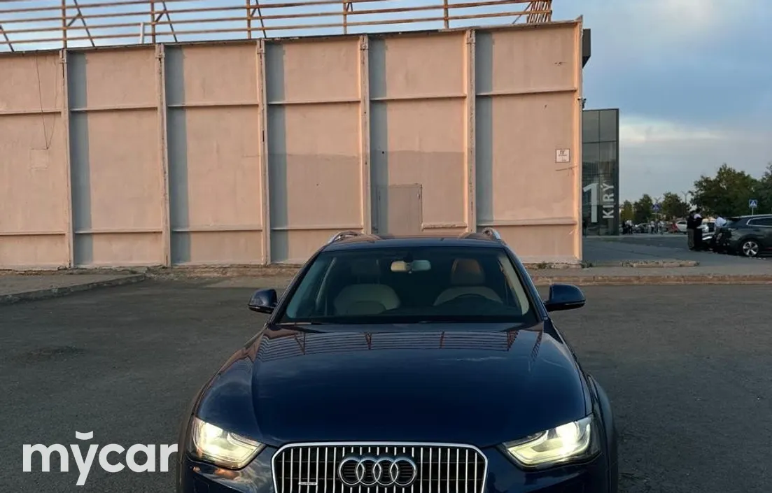 Audi A4 allroad 2014