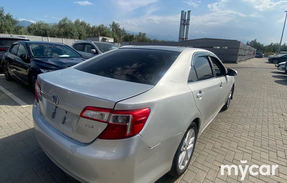 Toyota Camry 2012