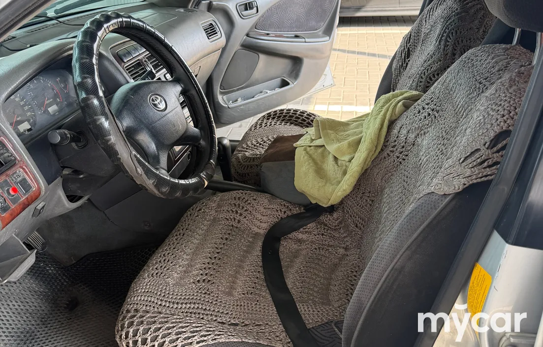 Toyota Avensis 2000