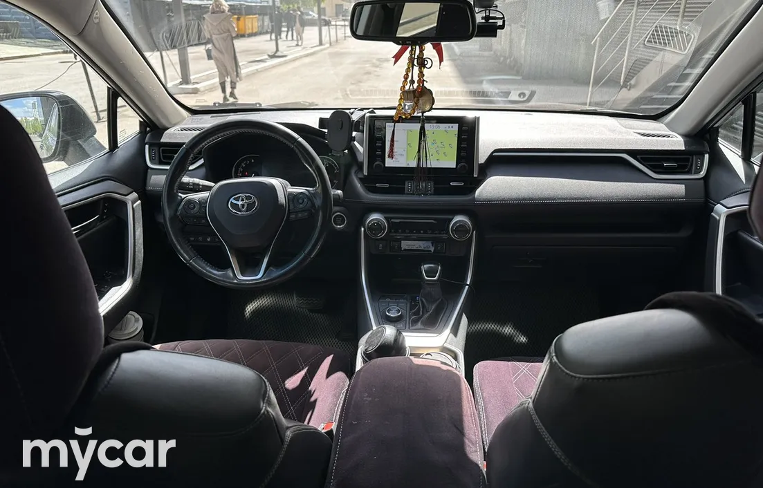 Toyota RAV4 2019