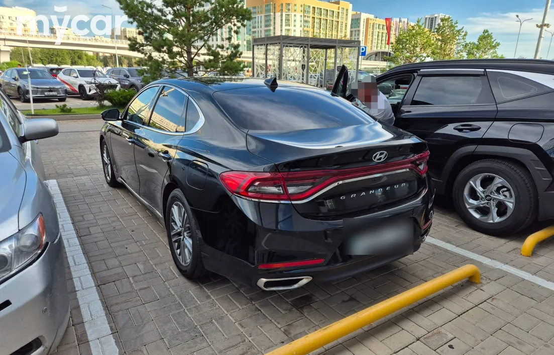 Hyundai Grandeur 2016