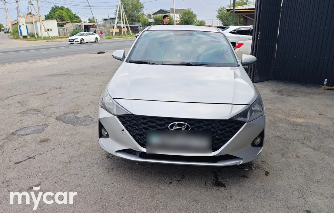 Hyundai Accent 2021