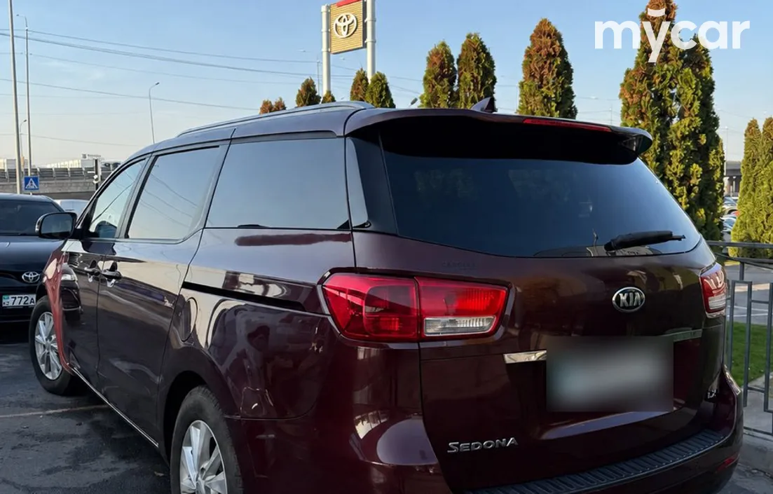 Kia Sedona 2015