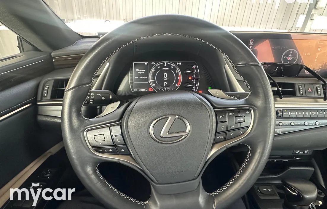Lexus ES 2018