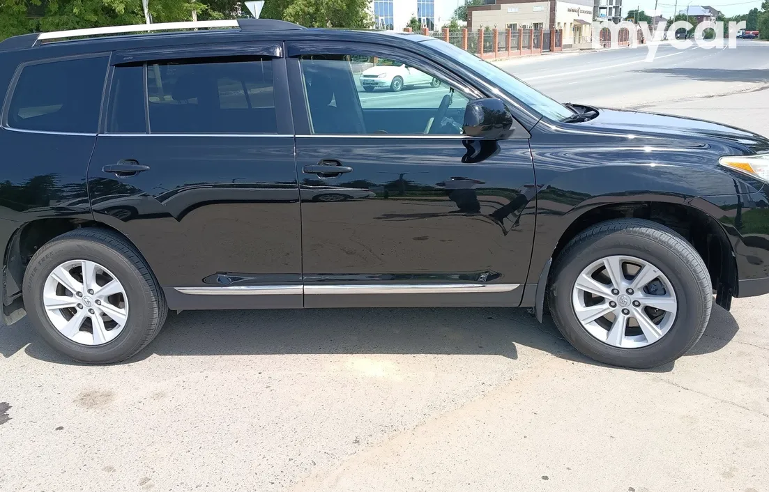 Toyota Highlander 2013