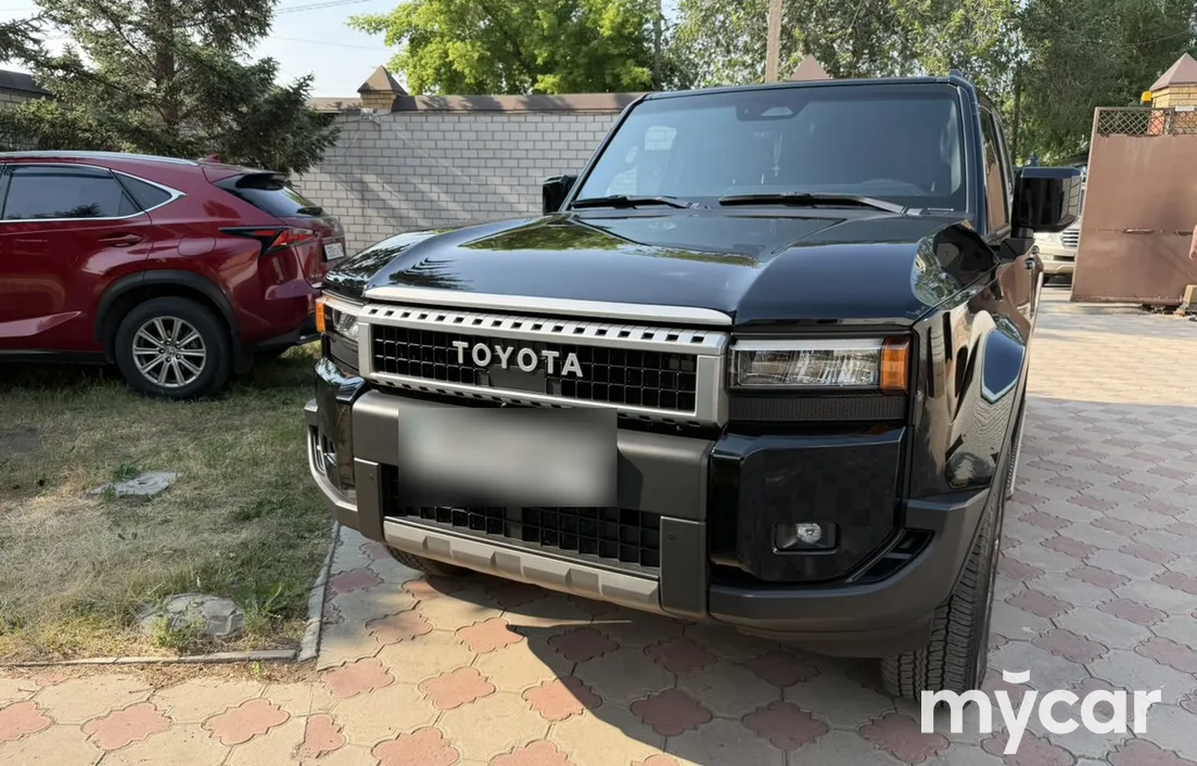 Toyota Land Cruiser Prado 2024