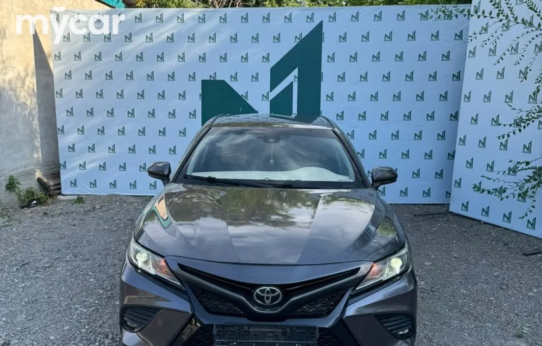 Toyota Camry 2020