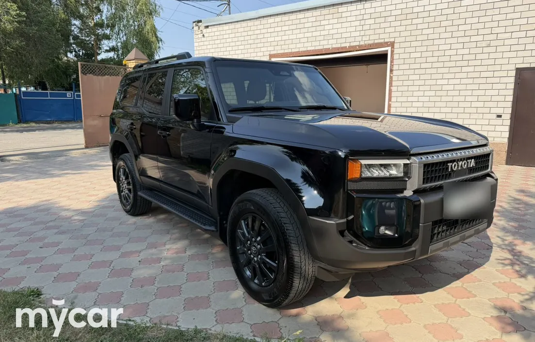 Toyota Land Cruiser Prado 2024