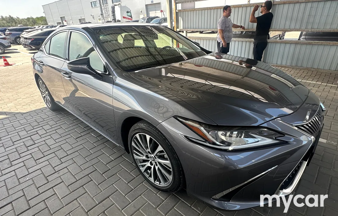 Lexus ES 2018