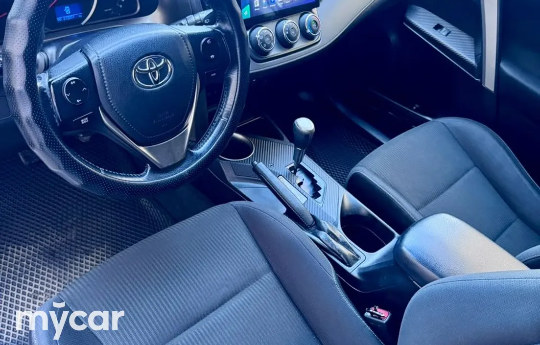 Toyota RAV4 2014