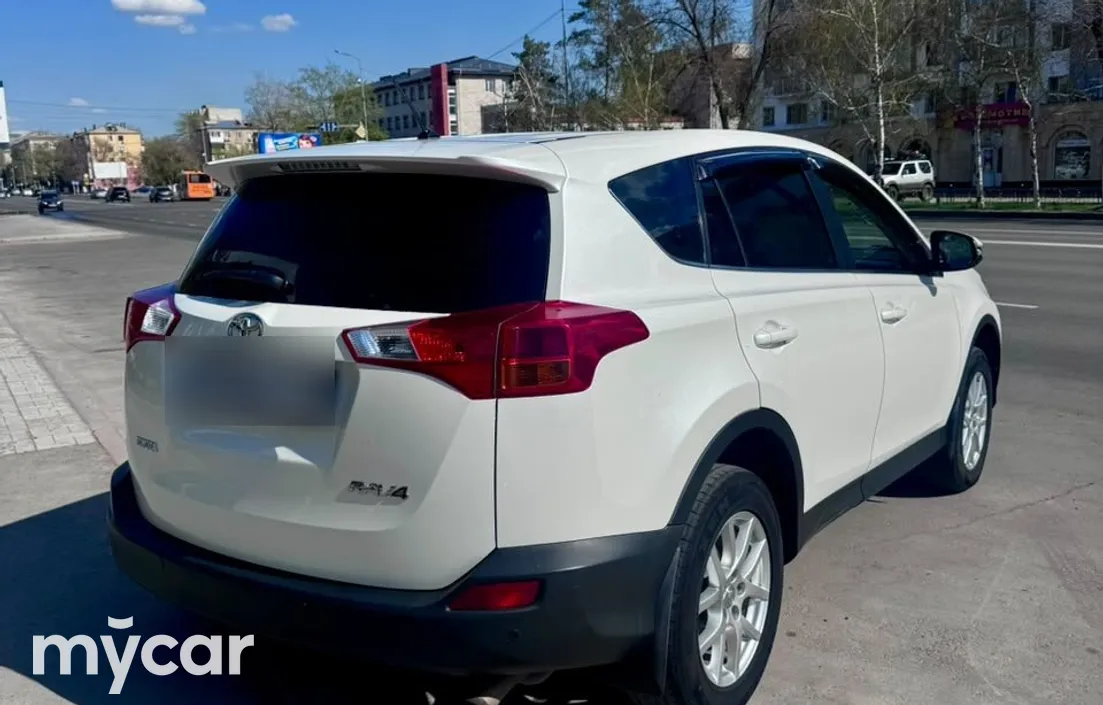 Toyota RAV4 2014