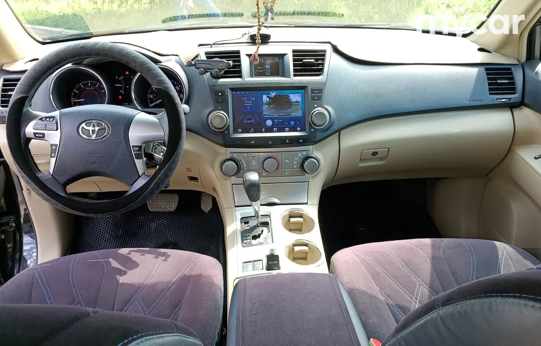 Toyota Highlander 2013