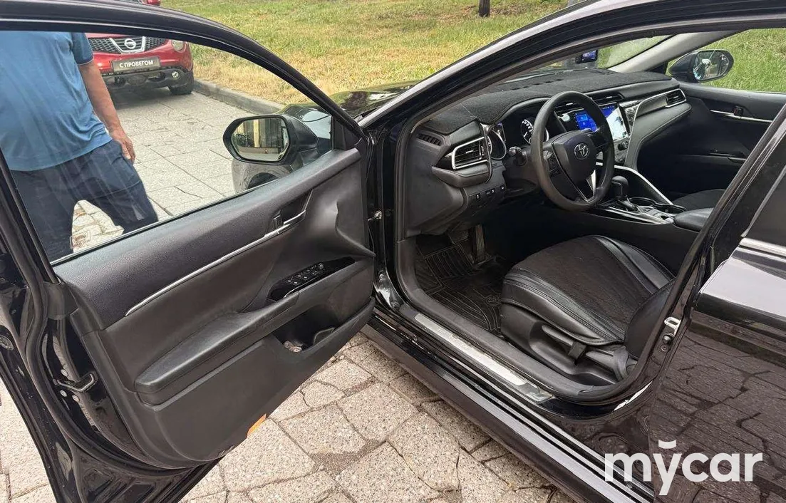 Toyota Camry 2018