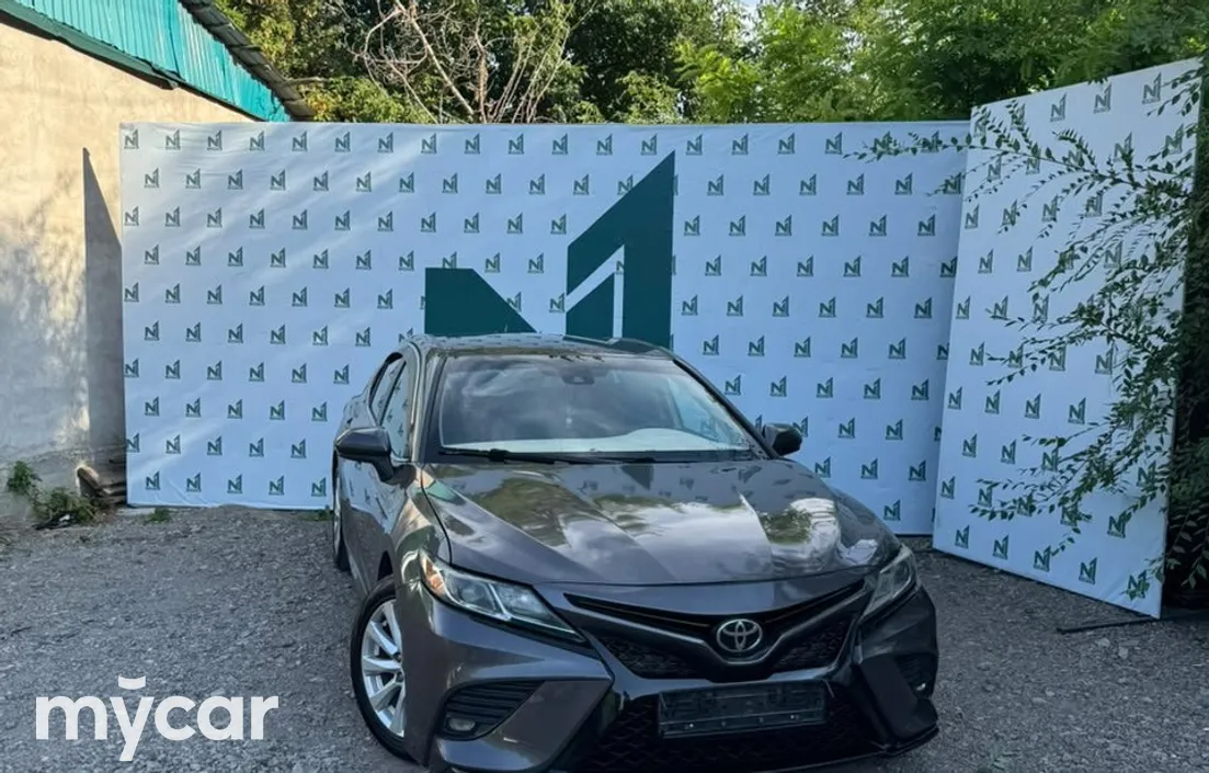 Toyota Camry 2020