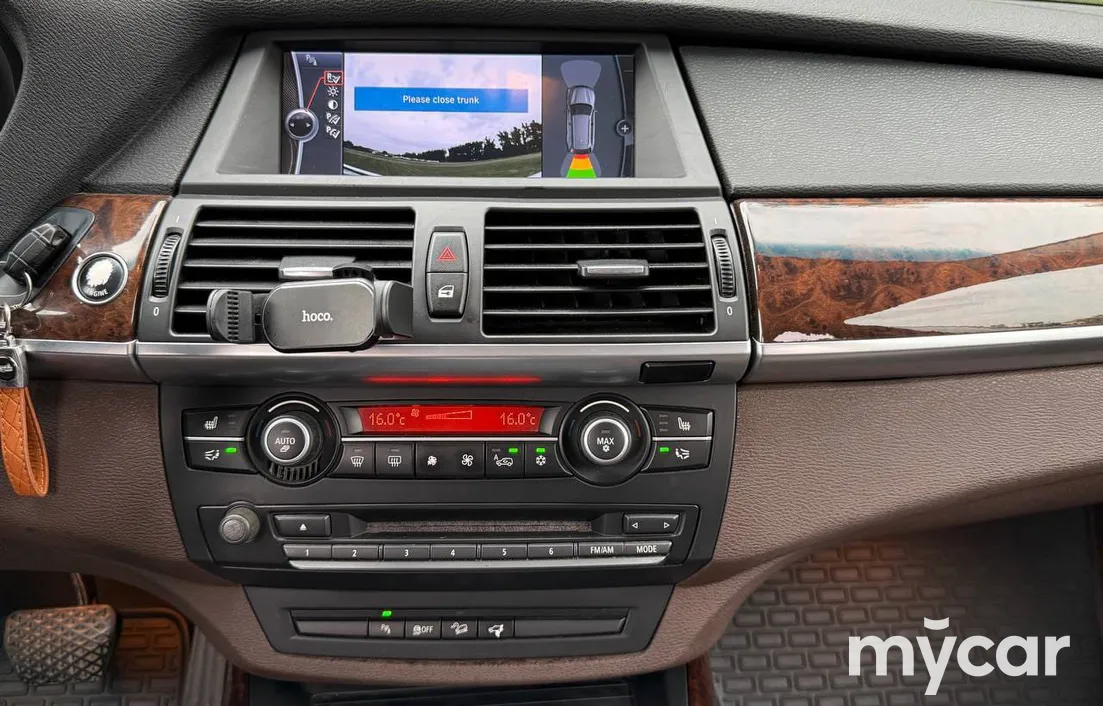 BMW X5 2011