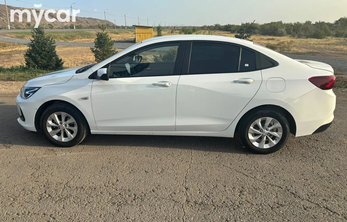 Chevrolet Onix 2023
