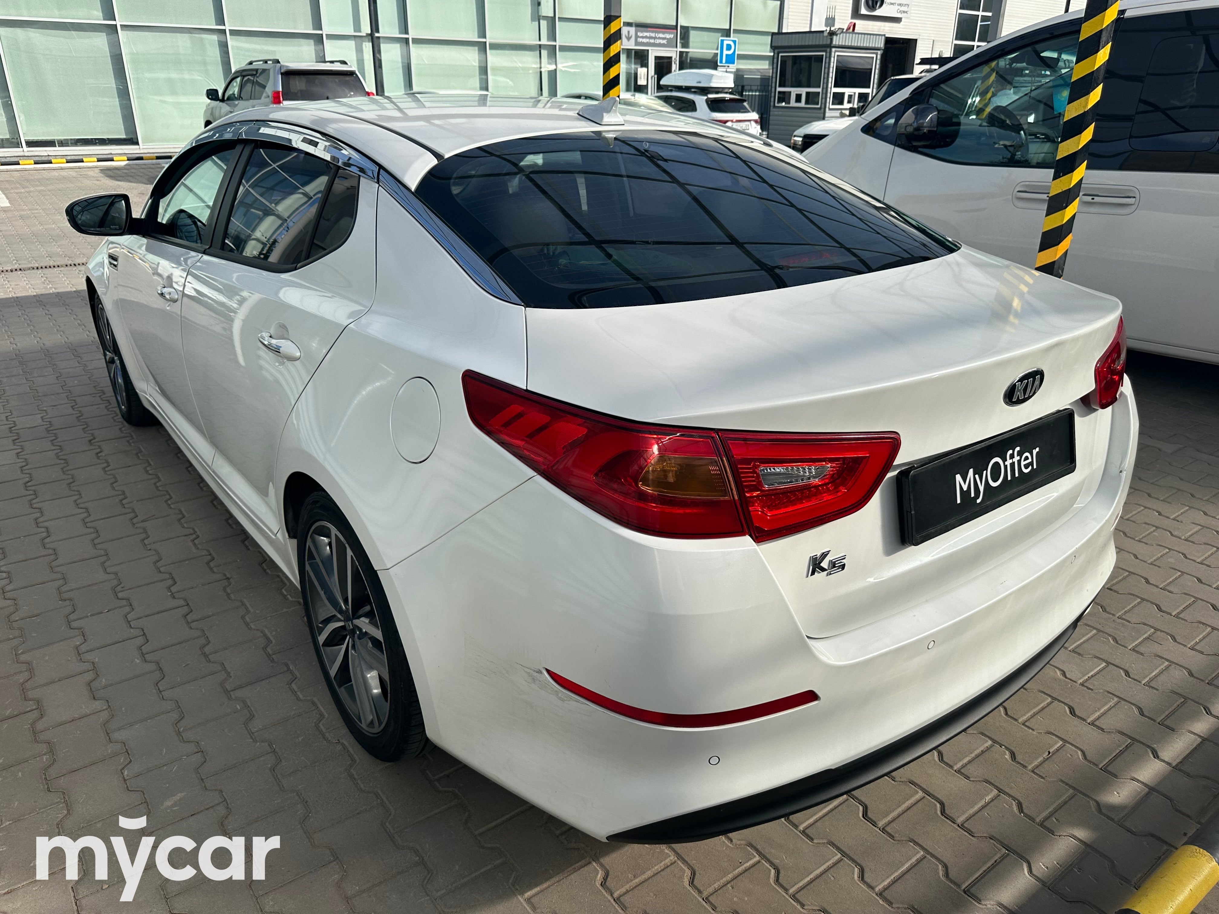 Kia K5 2013