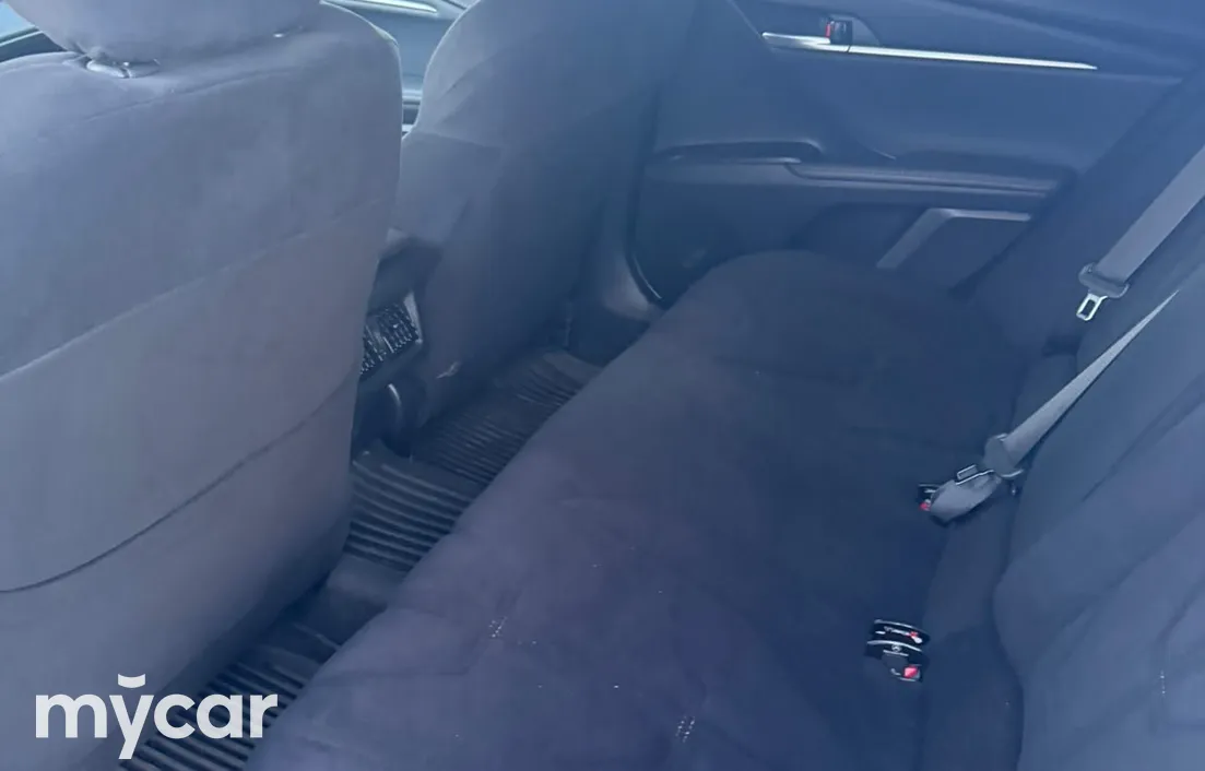 Toyota Camry 2025