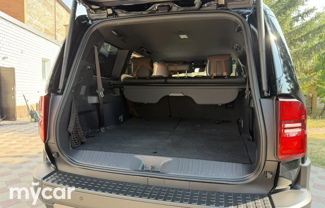 Toyota Land Cruiser Prado 2024