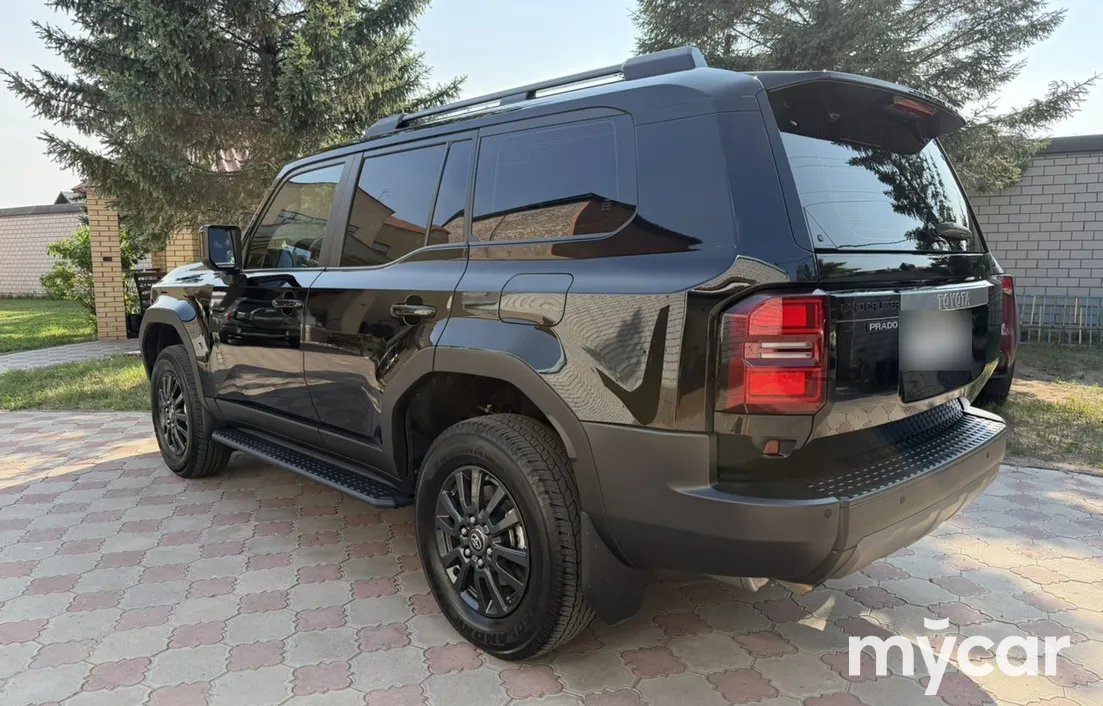 Toyota Land Cruiser Prado 2024