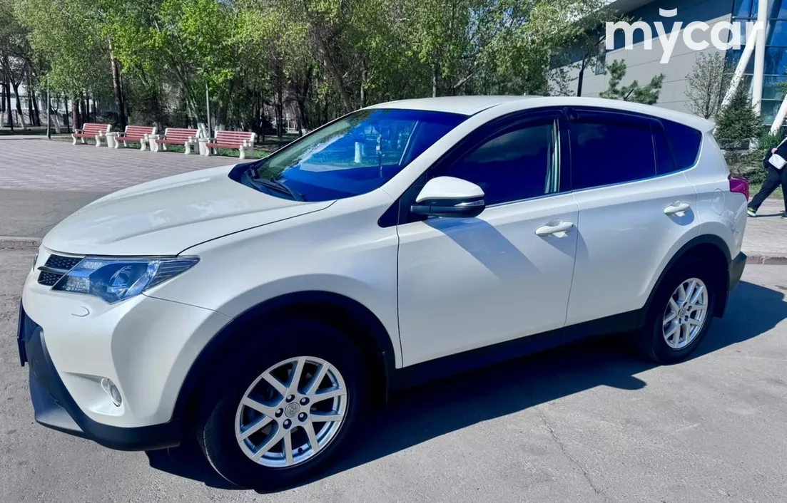 Toyota RAV4 2014