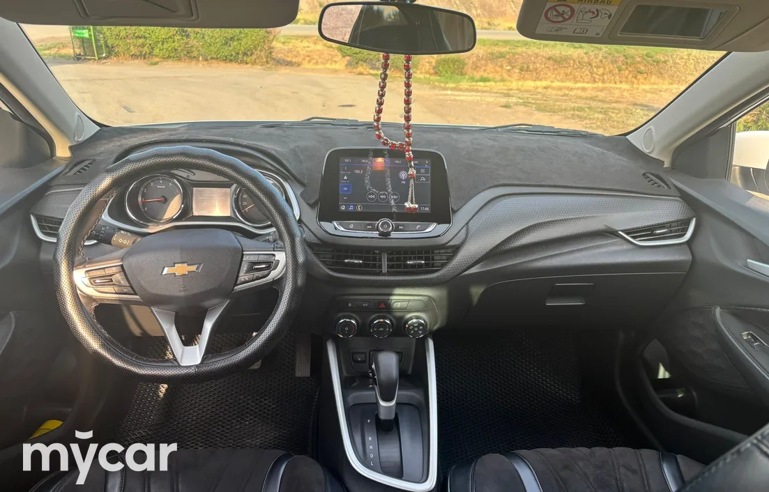 Chevrolet Onix 2023