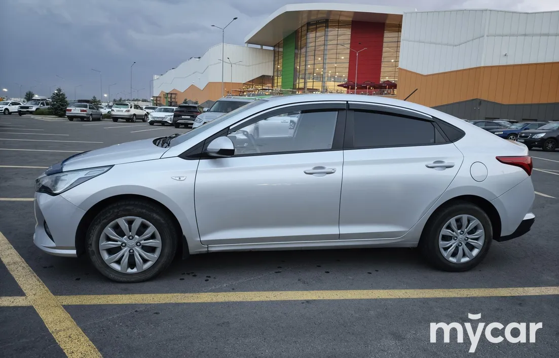 Hyundai Accent 2023