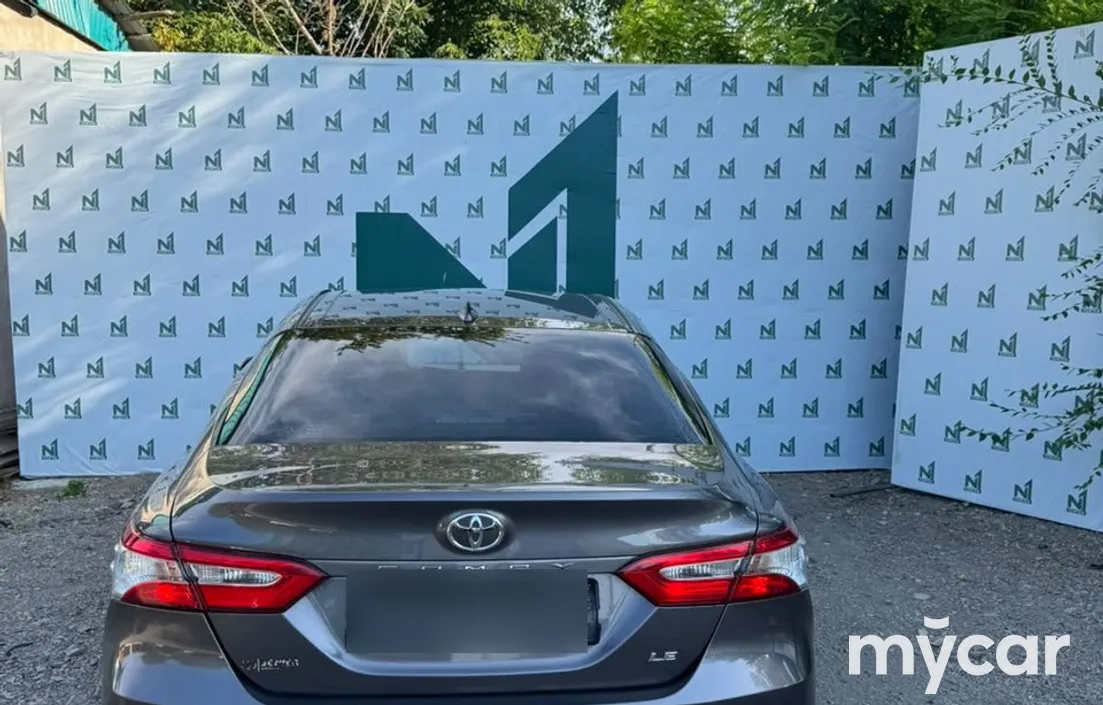 Toyota Camry 2020