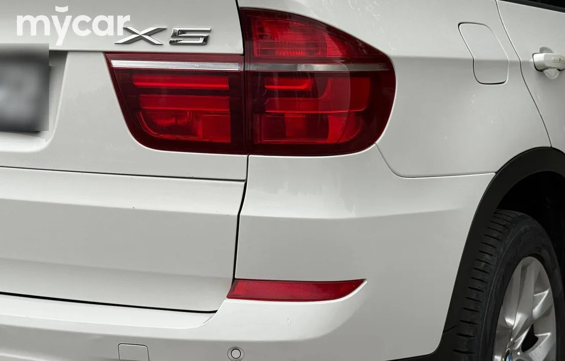 BMW X5 2011