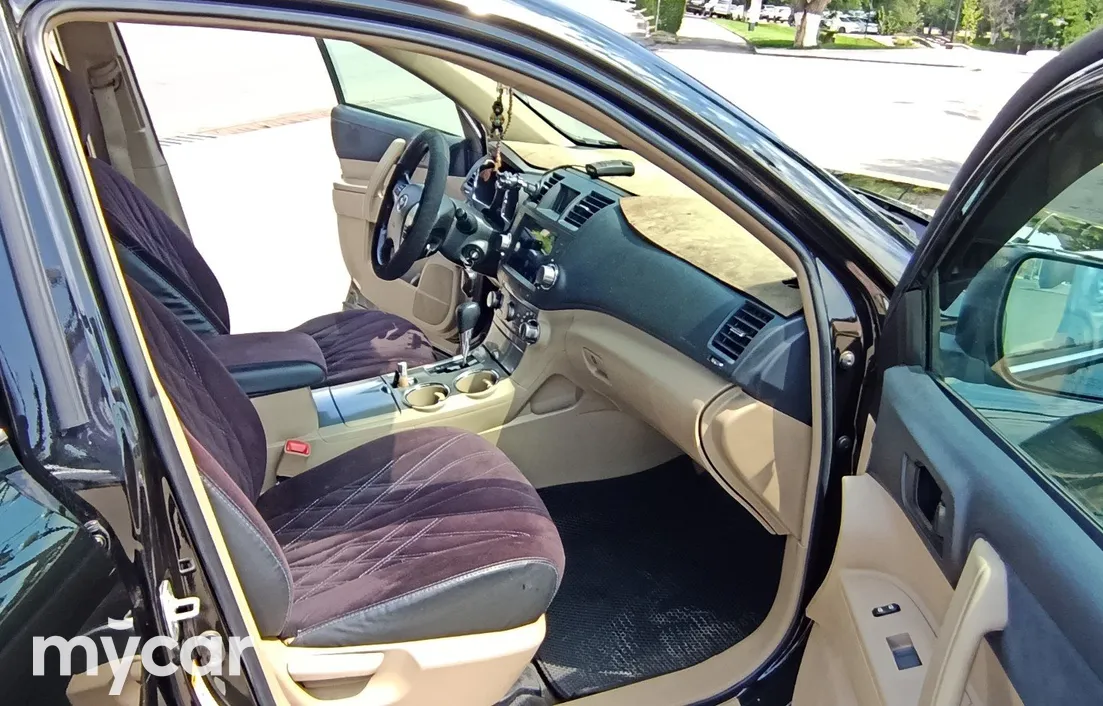 Toyota Highlander 2013