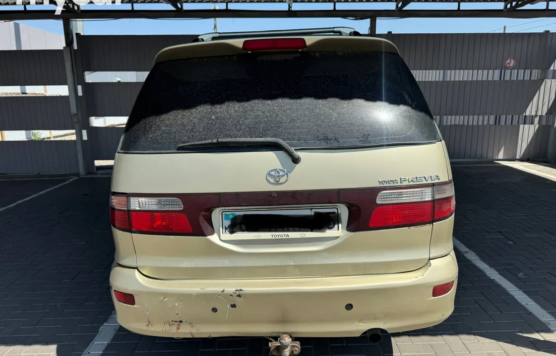 Toyota Previa 2003