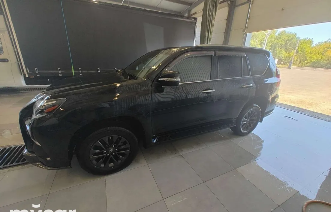 Lexus GX 2022