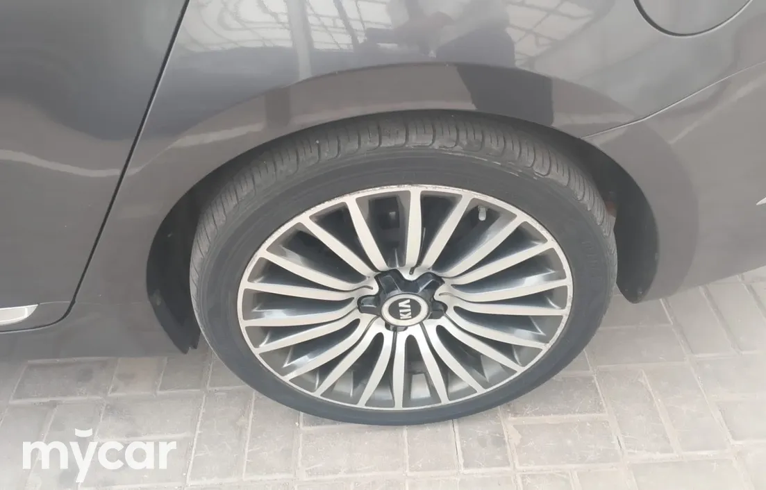 Kia K7 2014