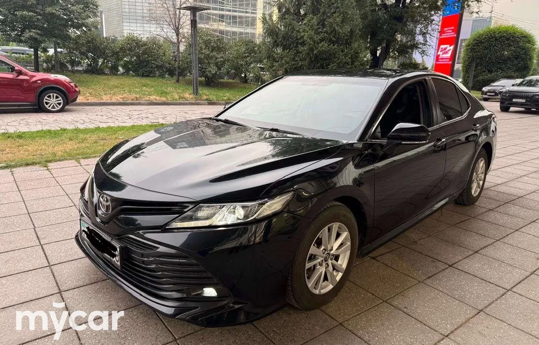 Toyota Camry 2018
