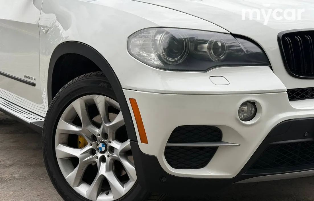 BMW X5 2011