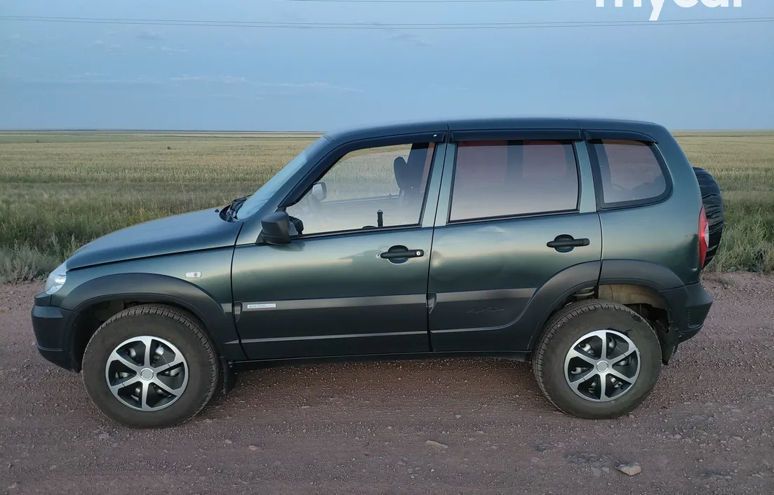 Chevrolet Niva 2013