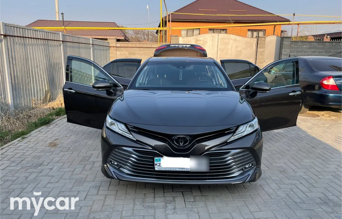 Toyota Camry 2020