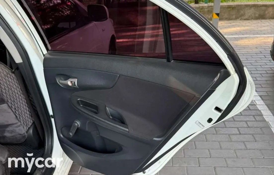 Toyota Corolla 2010